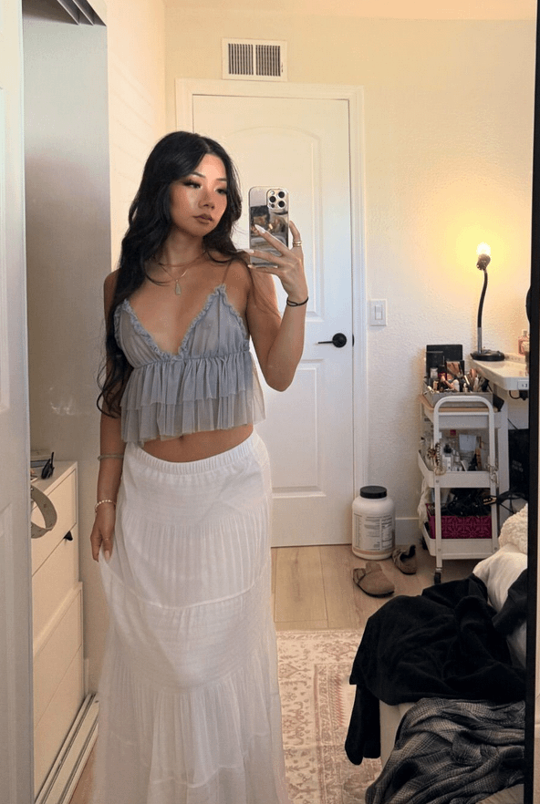 she loves teasing - Preview