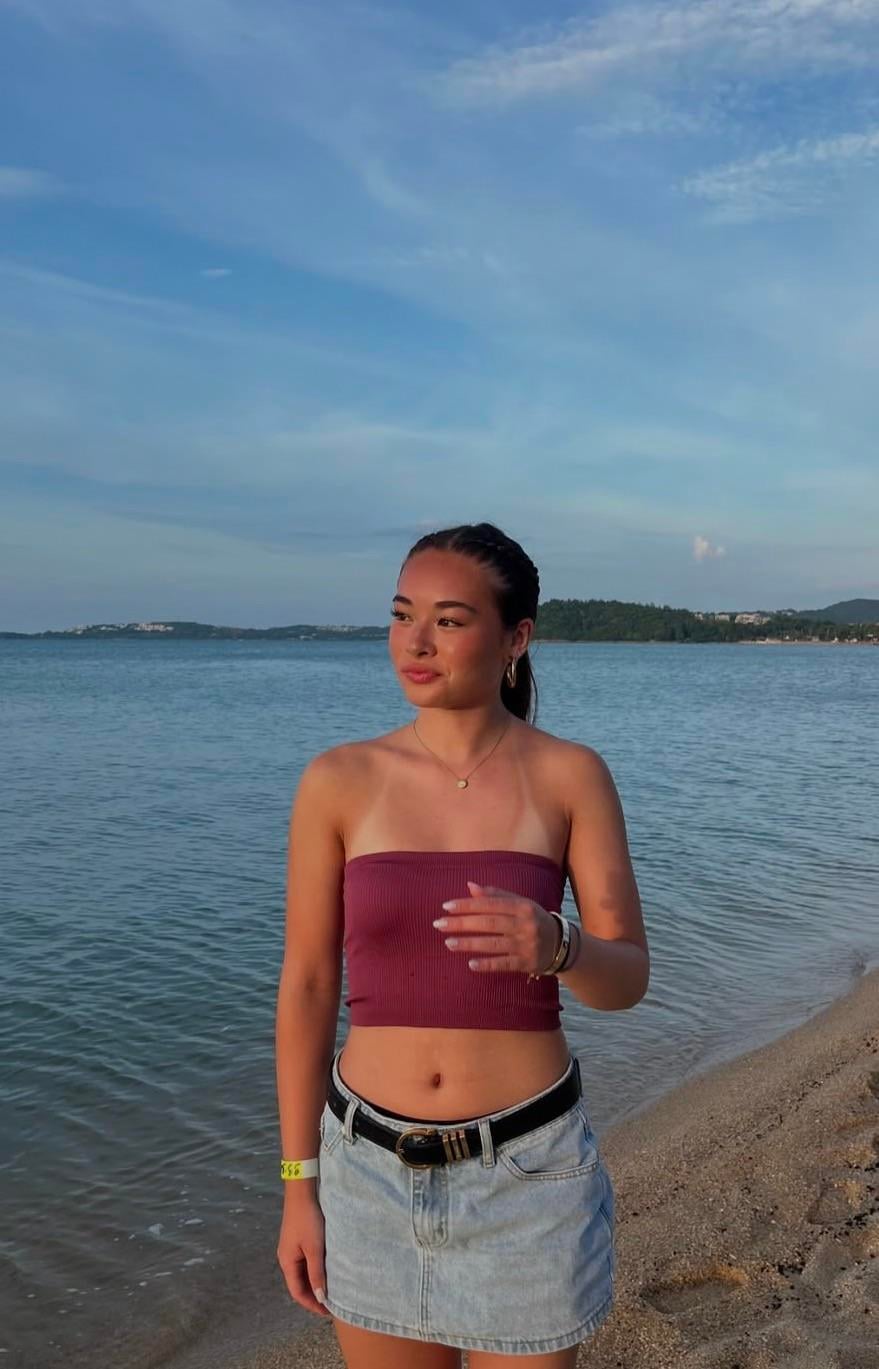 Dm so we can goon to this Gorgeous abg - Preview