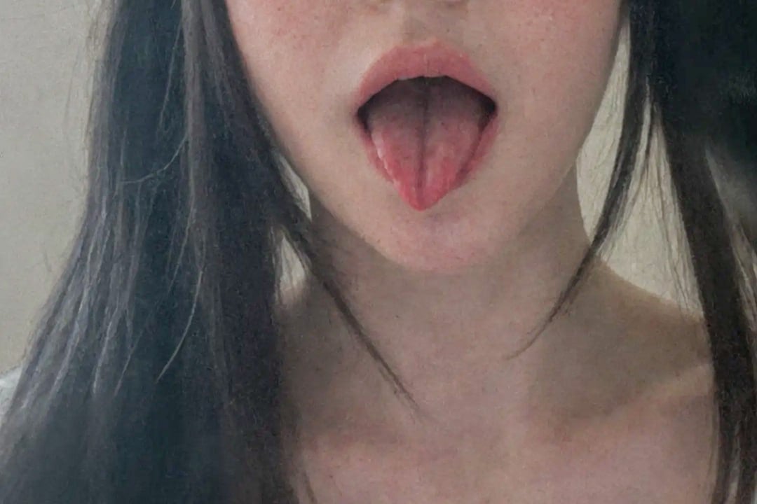 bet you'd like to stuff my mouth with something else 🤭❤️ - Image 2