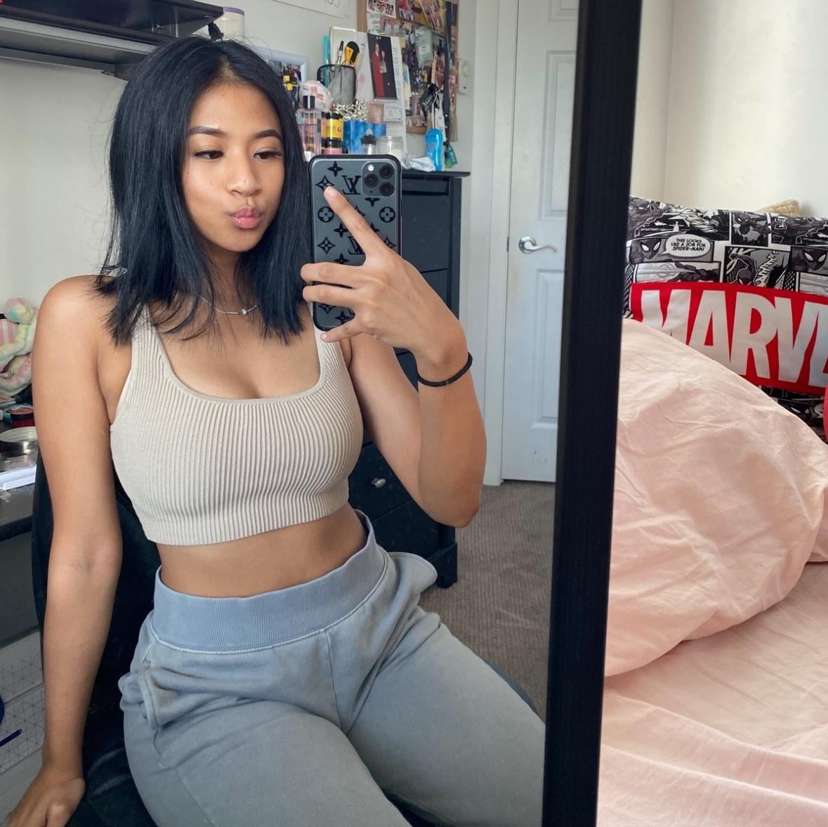 which sister you choosing: hazel (1-5) or sarah (6-10) - Preview