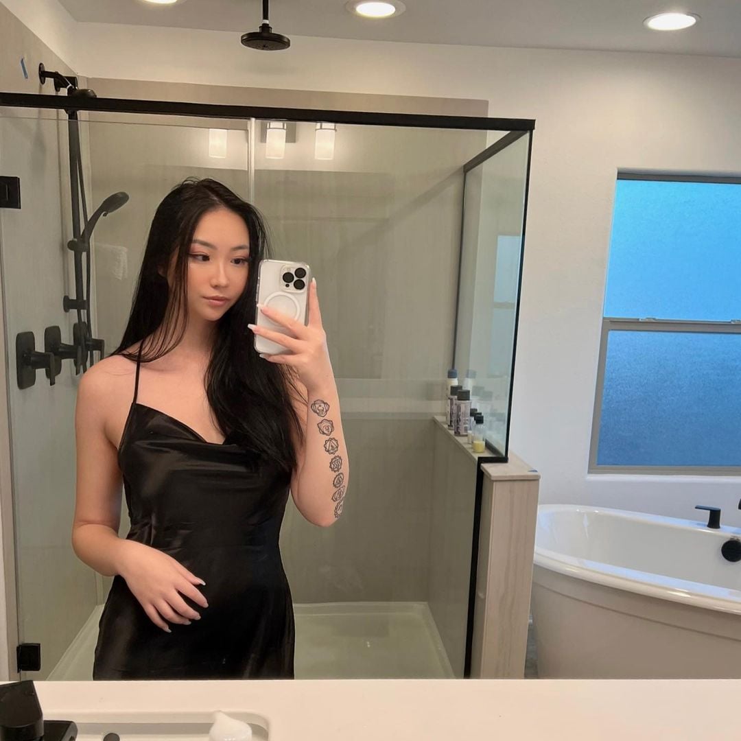 hot - Image 2