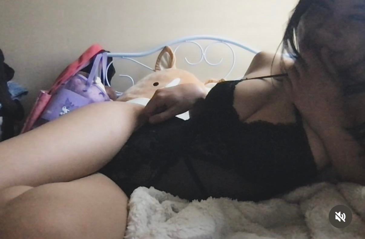 huge tits - Preview