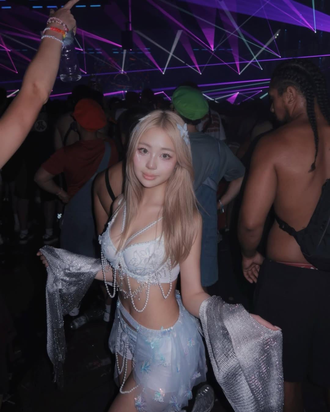 Cute Rave ABG - Preview