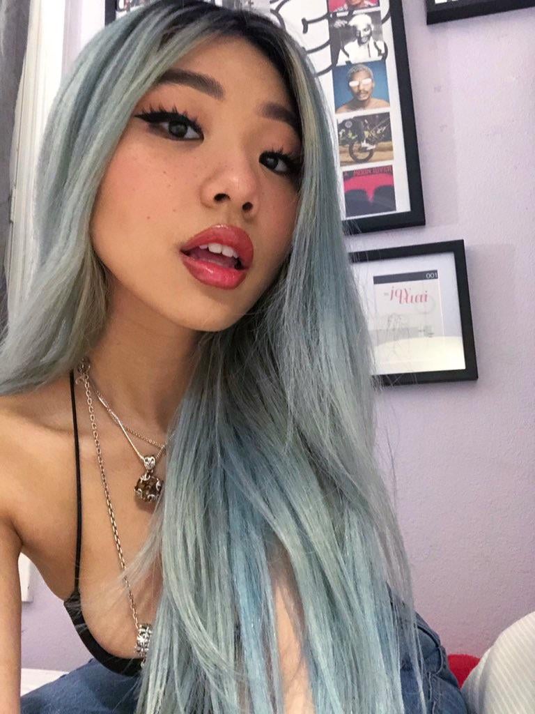 always changing her hair color - Image 2